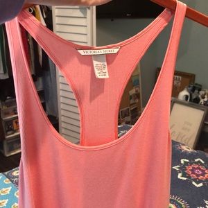 VS TANK 💕💋💫